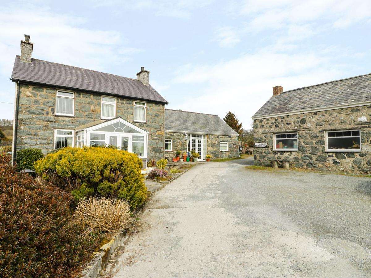 Villa Bwthyn Ael Y Bryn Dolbenmaen Exterior foto